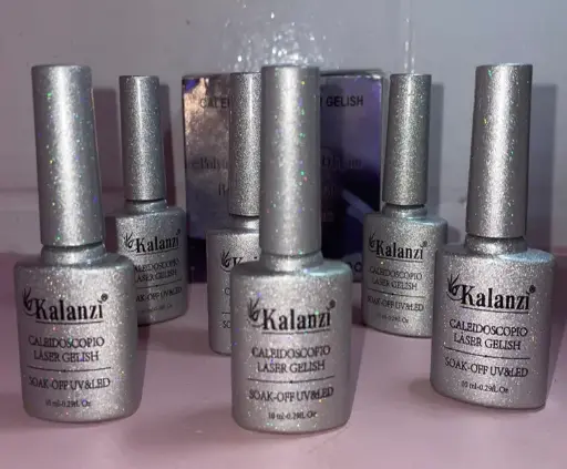 Esmalte en Gel Kalanzi Caleidoscopio Láser – Brillo Holográfico Profesional
